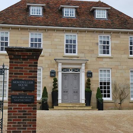 Montpellier House Bed and Breakfast Newport Pagnell Eksteriør billede